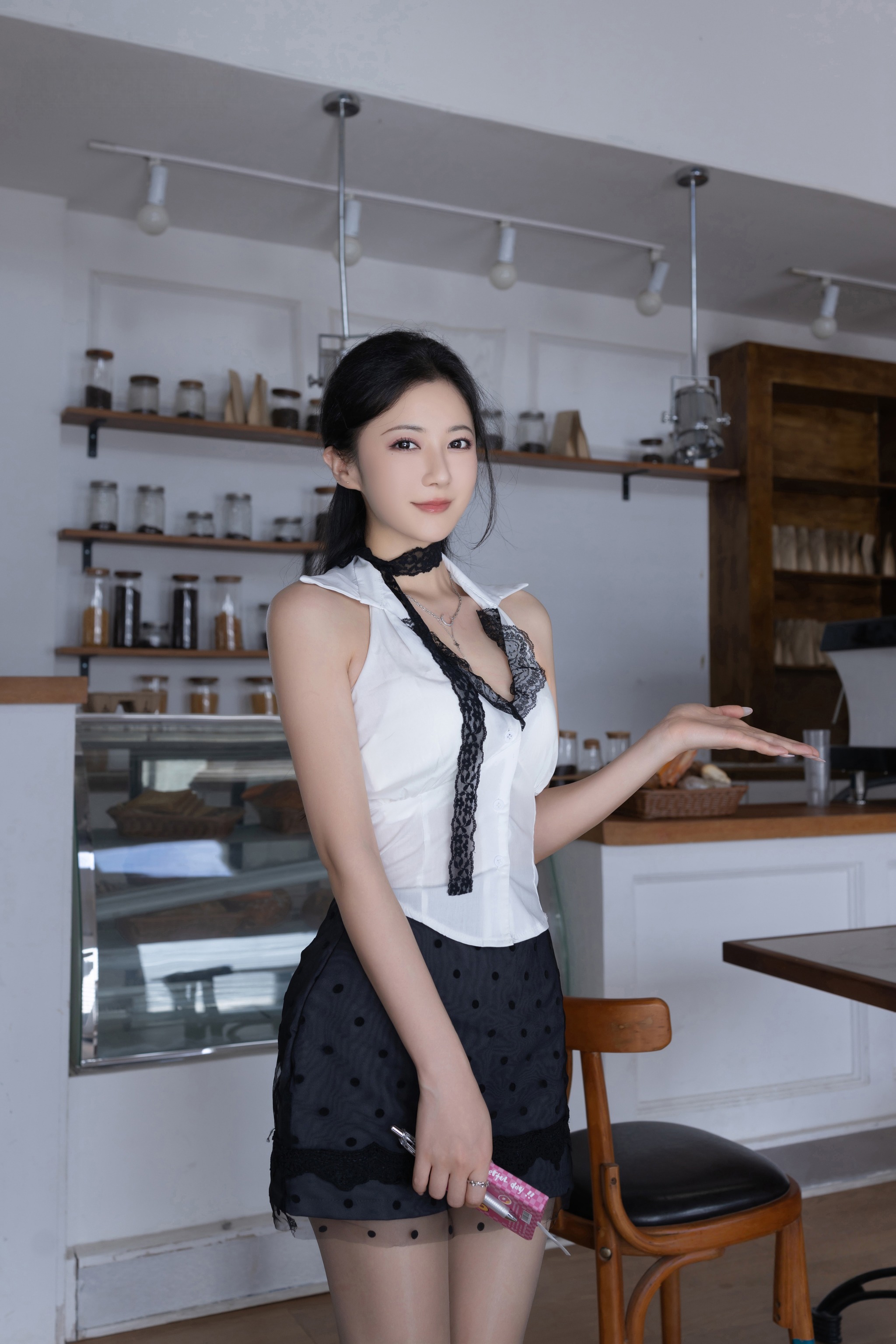 图片[1]-鱼子酱Fish – NO.257 （私拍） 咖啡店的邂逅[120P]-XikXak